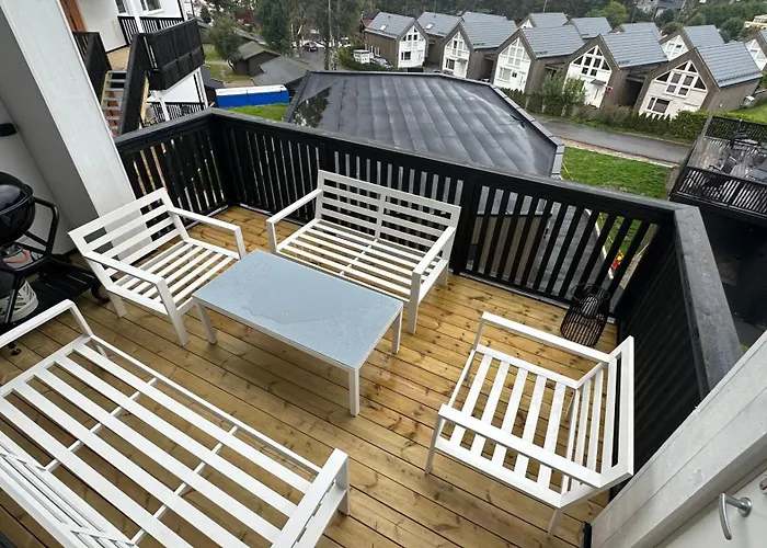 Floor Arossanden 5 A Appartamento